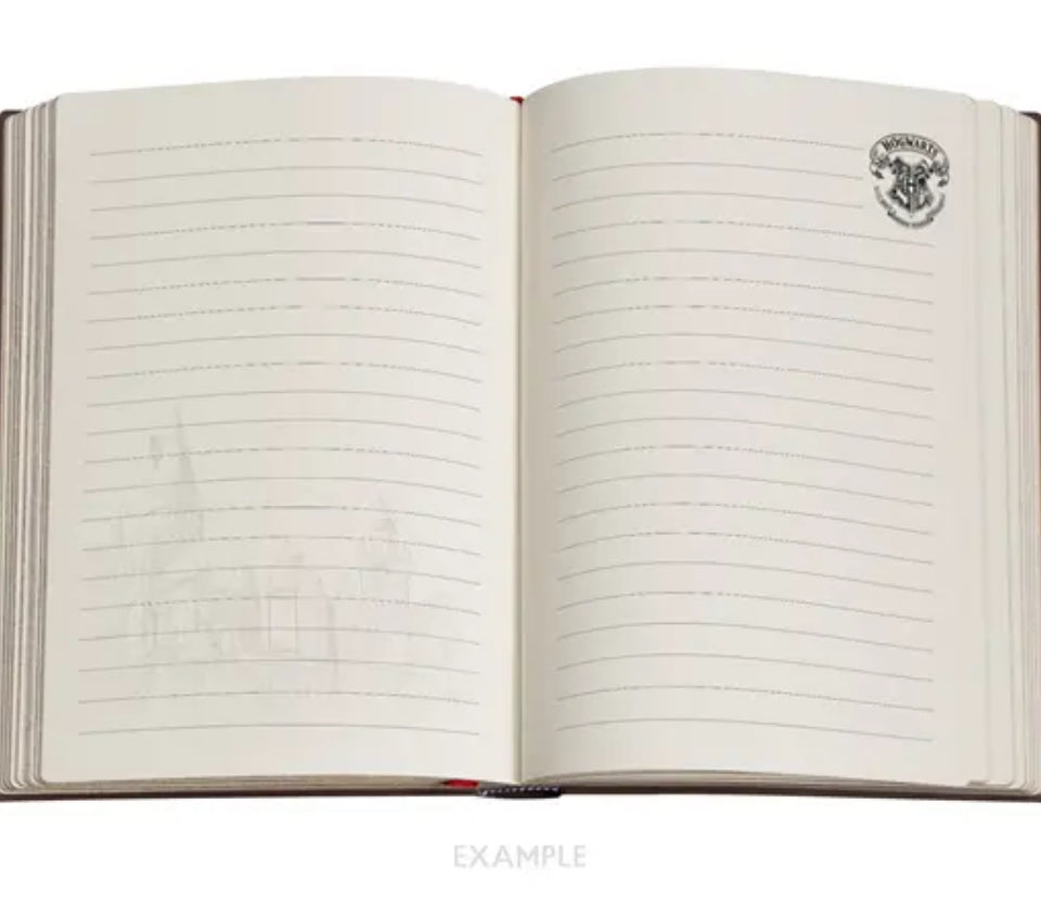 一本也免運費‼️哈利波特The Hogwarts Journal 限量經典熨金筆記本 -赫夫柏夫 ( 接受訂購: 兩星期後到貨)