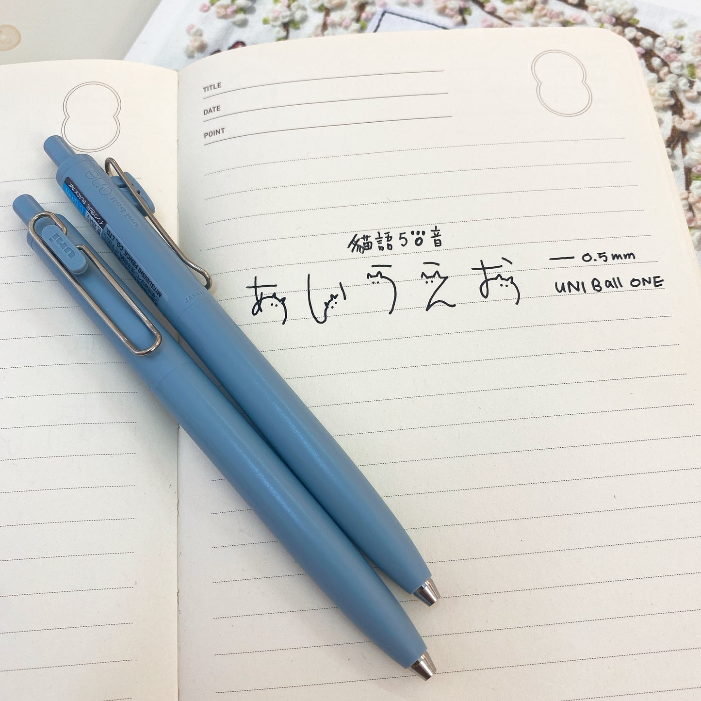 Mitsubishi UNI Ball One F 鋼珠 0.5 gel pen - 霜柱（灰藍筆桿）