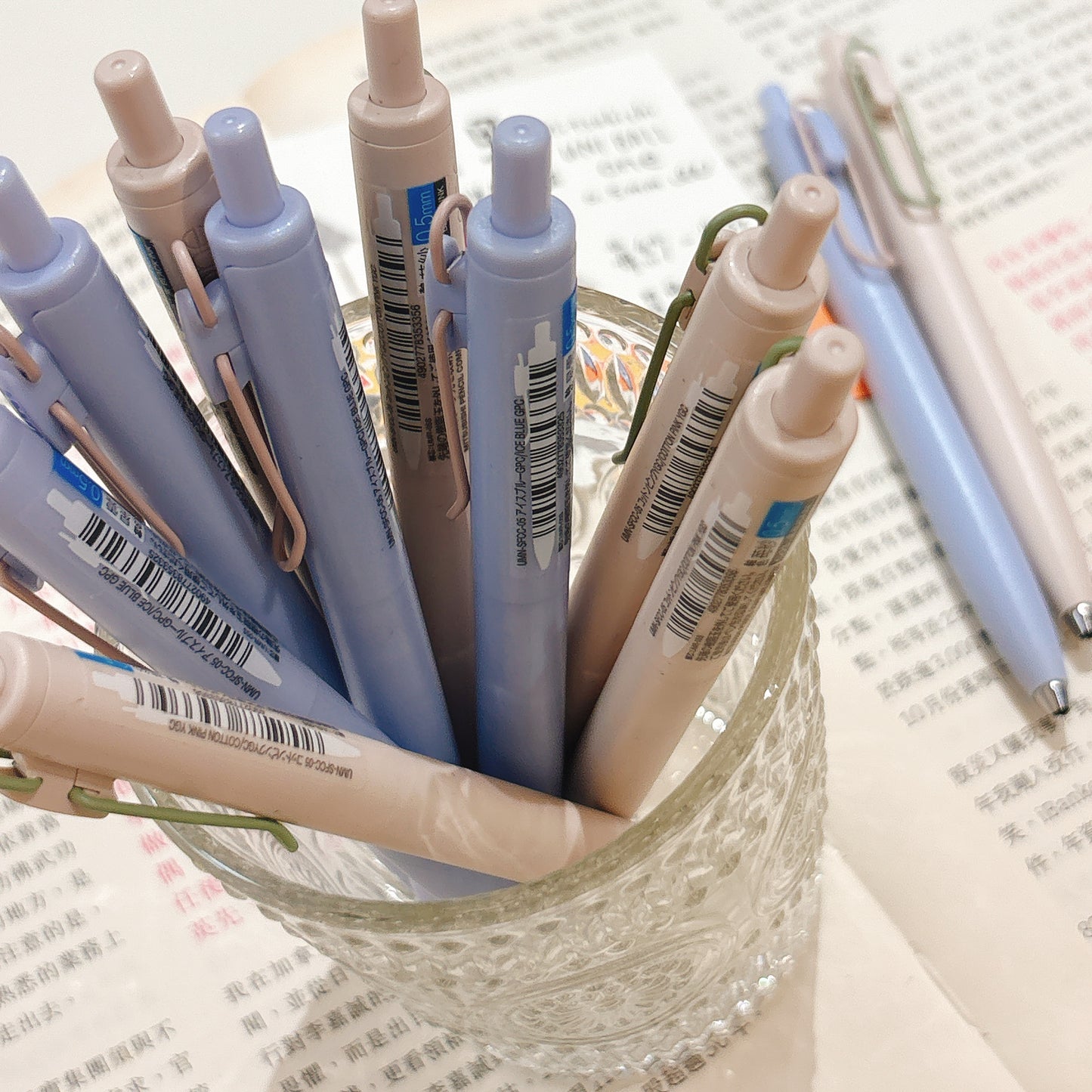 Mitsubishi UNI Ball One F 鋼珠 0.5 gel pen 糖果拼色