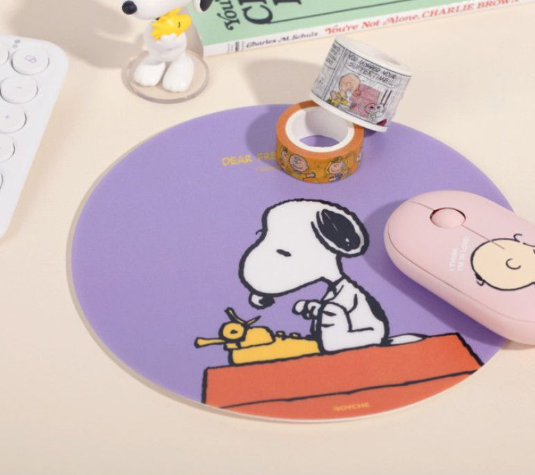 My Snoopy World 圓形滑鼠墊 - 2 色選擇 (預購貨品）