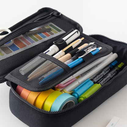 韓國平頭 Pom Pom 黑面多士筆袋/ 化妝袋  - 黑灰兩色