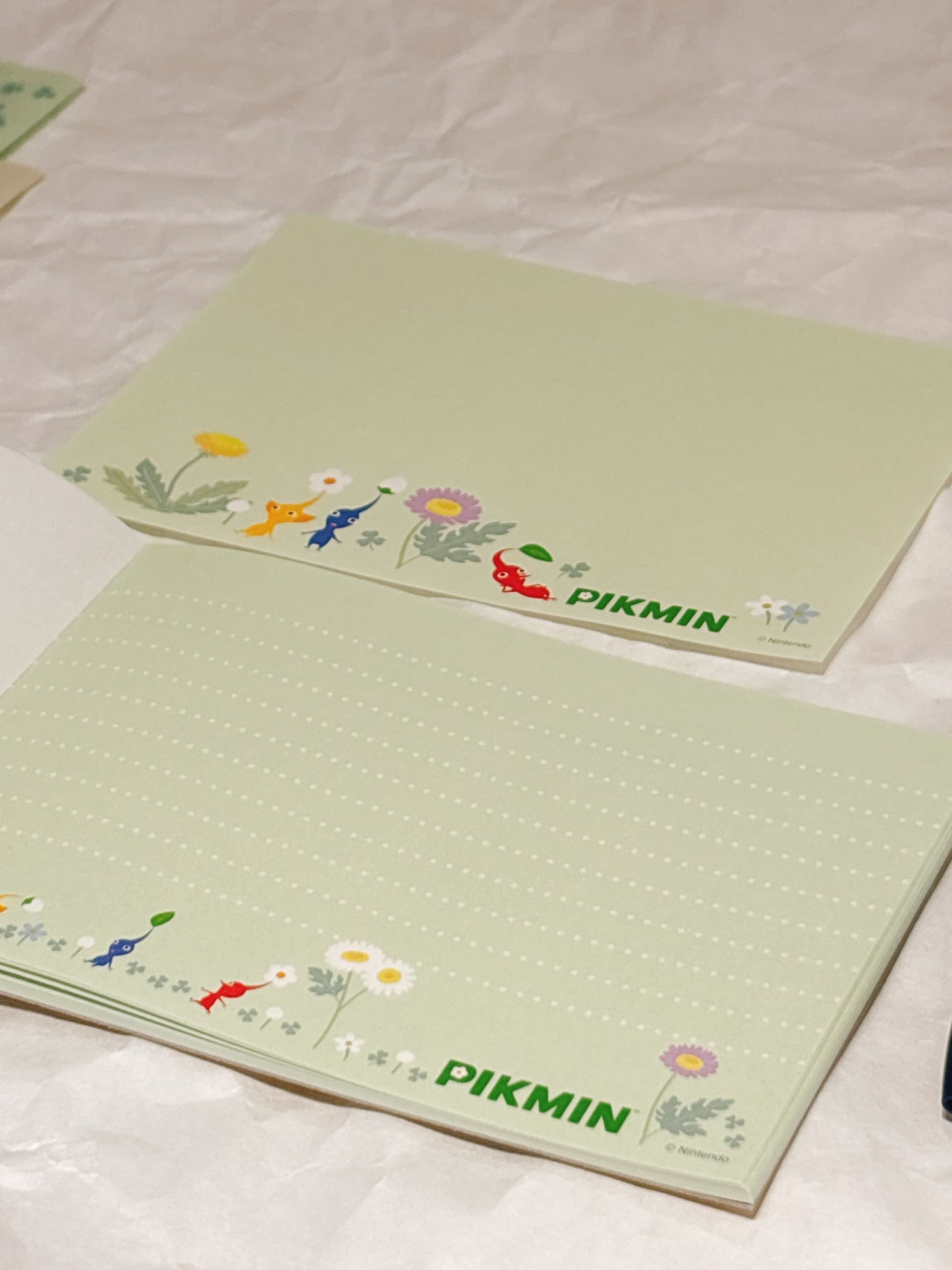 日本任天堂Pikmin A6 便條簿 - 一本有4種設計（兩色可選）* [預購貨品，下單後14天出貨]