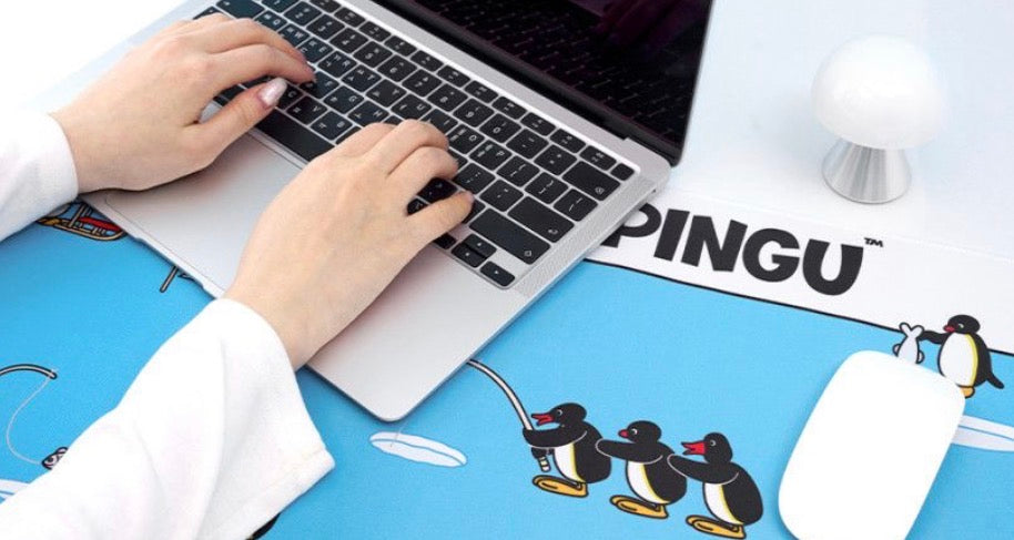 韓國Pingu 家族桌上長形Desk Mat <預購貨品: 14 天出貨 >