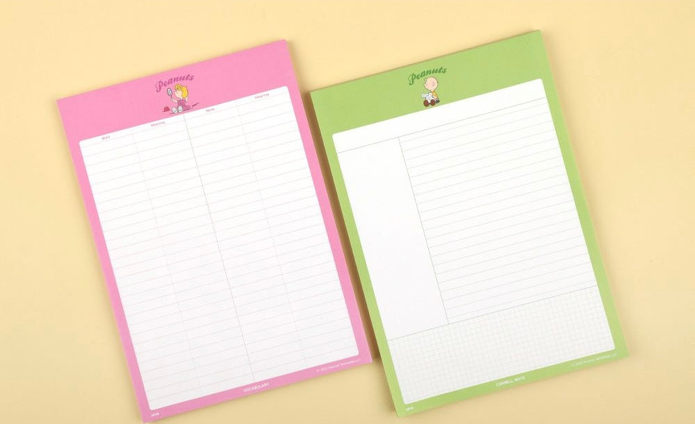 The Snoopy World Note Pad