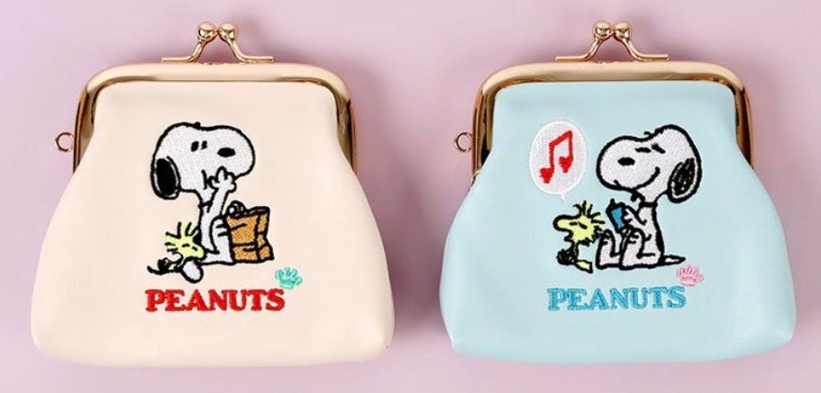 日本 Snoopy World 史努比刺繡口金包 [預購貨品］