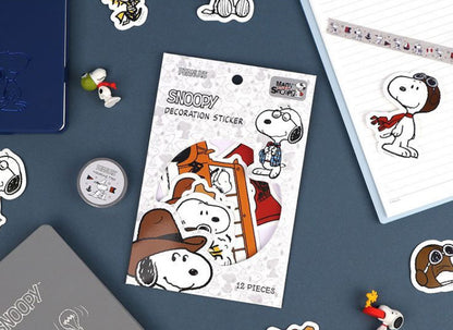 《Snoopy 9 折購物祭‼️》 The Snoopy World 史努比大張貼紙包  [預購貨品，下單後14天出貨]