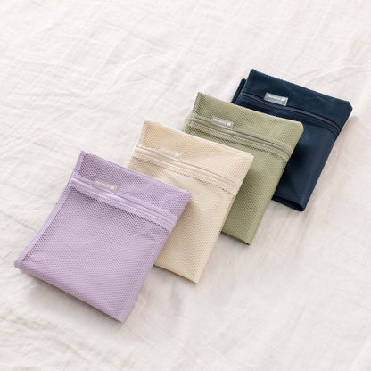 韓國  Pouch Cube 網格旅行收納袋 -  四色可選 * [預購貨品，下單後14天出貨]