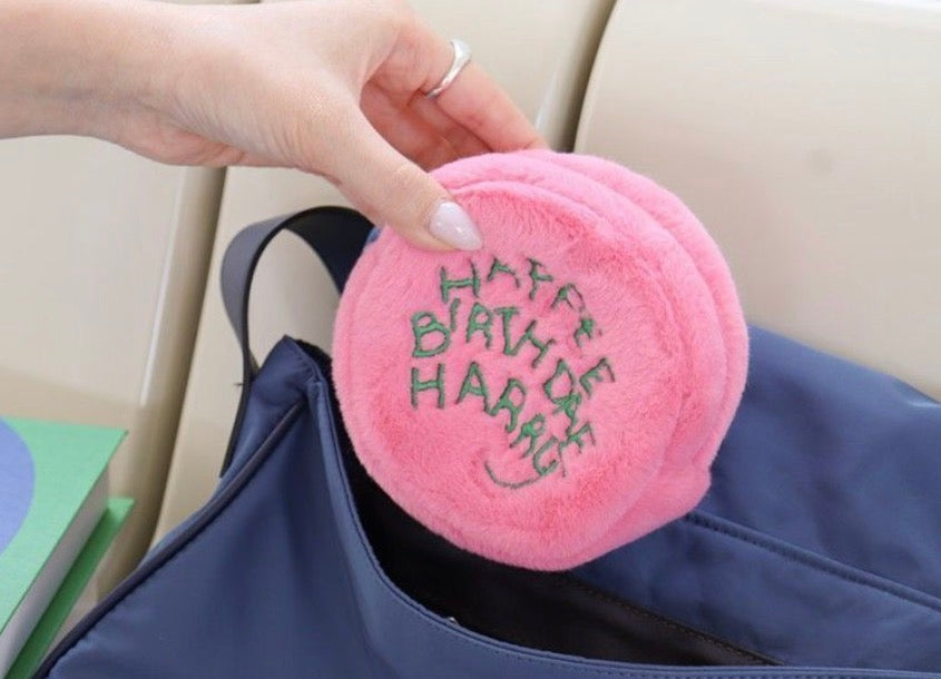 早鳥訂購9 折‼️哈利波特Harry Potter 限定版毛毛收納袋* [預購貨品，下單後14天出貨]