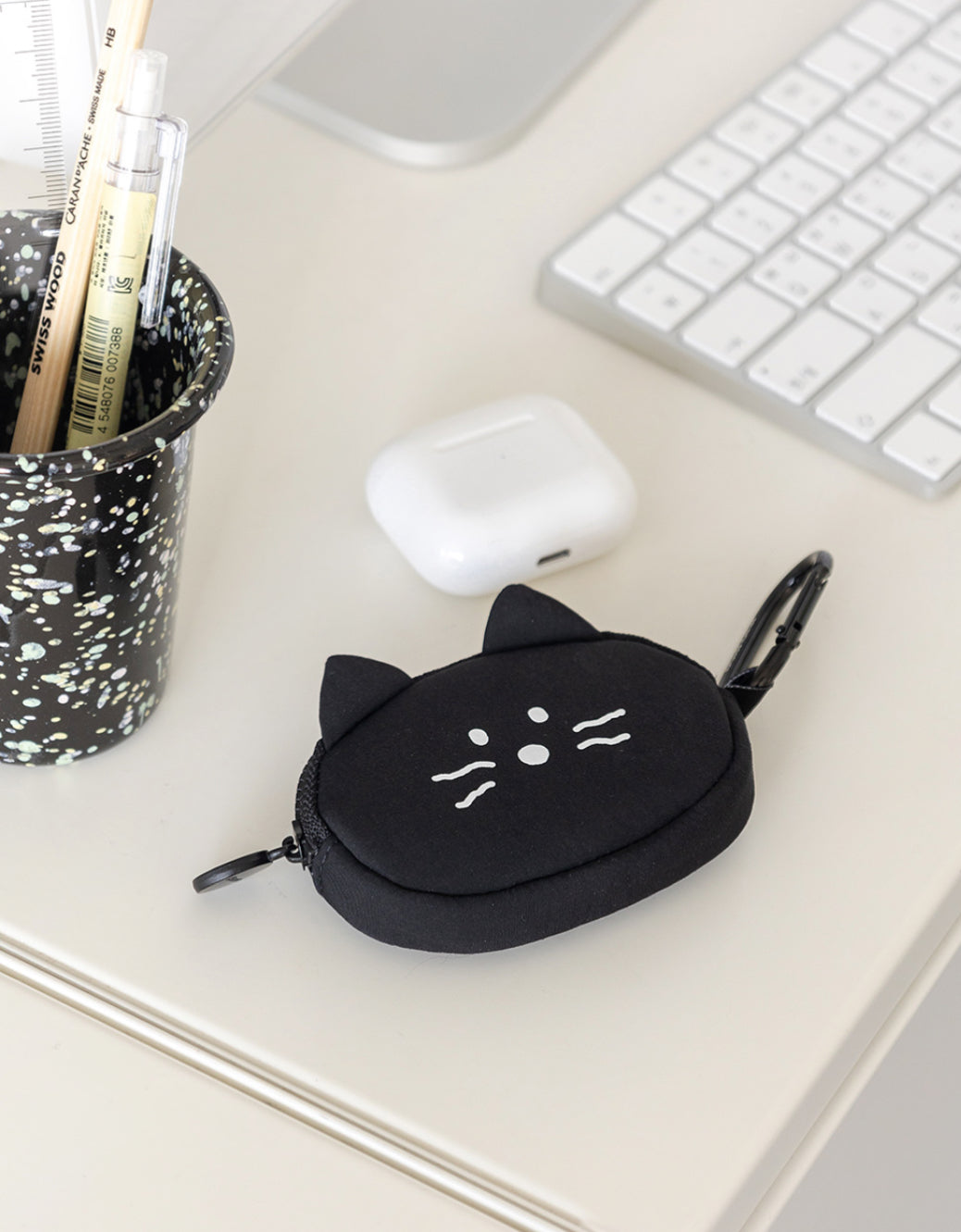 韓國人氣Brunch Brothers Kitty soft 防水散子包 -可當鎖匙扣掛起 * [預購貨品，下單後14天出貨]