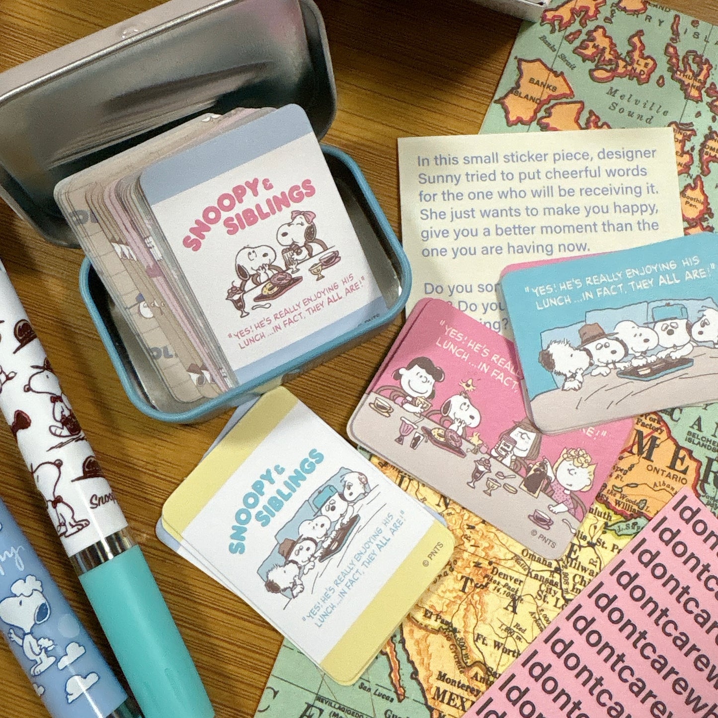 日本 Snoopy & Family 小鐵盒貼紙Set- 內有：36張貼紙