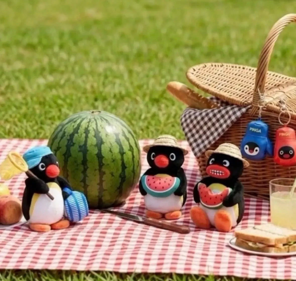 韓國Pingu 和Pinga 夏日吃西瓜造型匙扣 [預購貨品，下單後14天出貨]