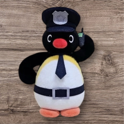 韓國企鵝家族Pingu Collection 毛公仔匙扣 - 機長企鵝🐧 [預購貨品，下單後14天出貨]