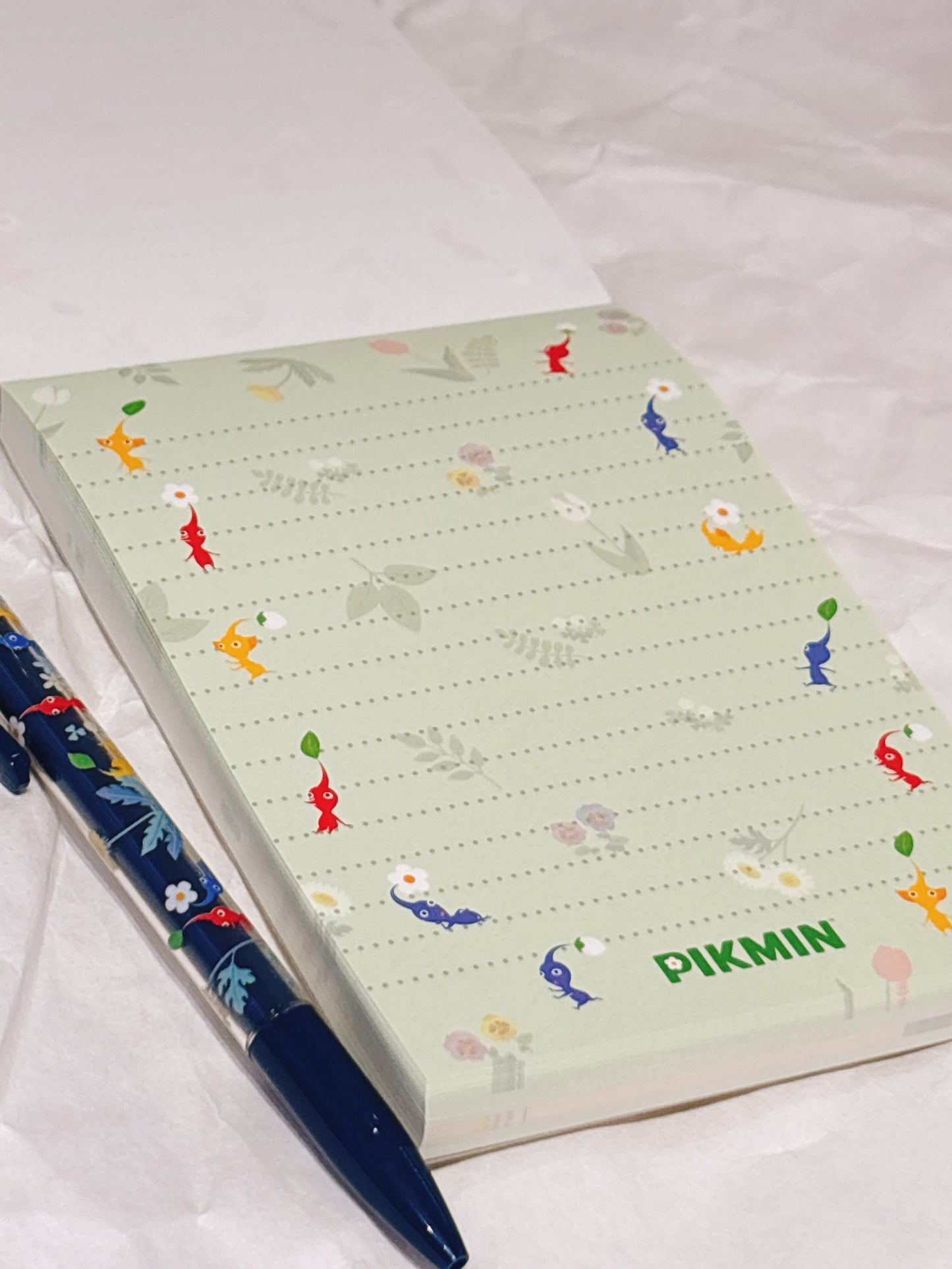 日本任天堂Pikmin A6 便條簿 - 一本有4種設計（兩色可選）* [預購貨品，下單後14天出貨]