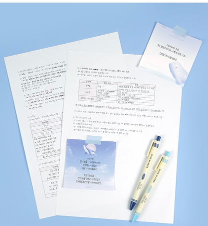 韓國雲彩鯨魚便條簿 - 4 款選擇* [預購貨品，下單後14天出貨]