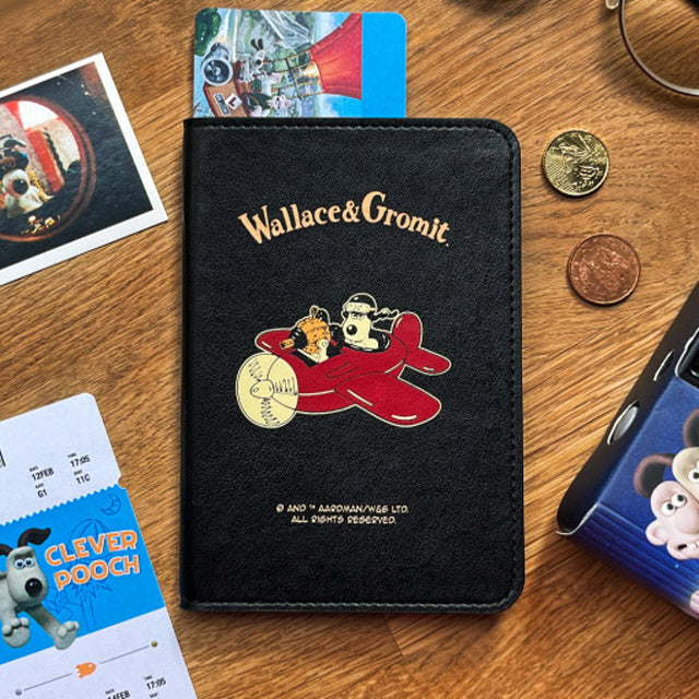 Wallace & Gromit 掌門狗皮革護照套 - 預購產品