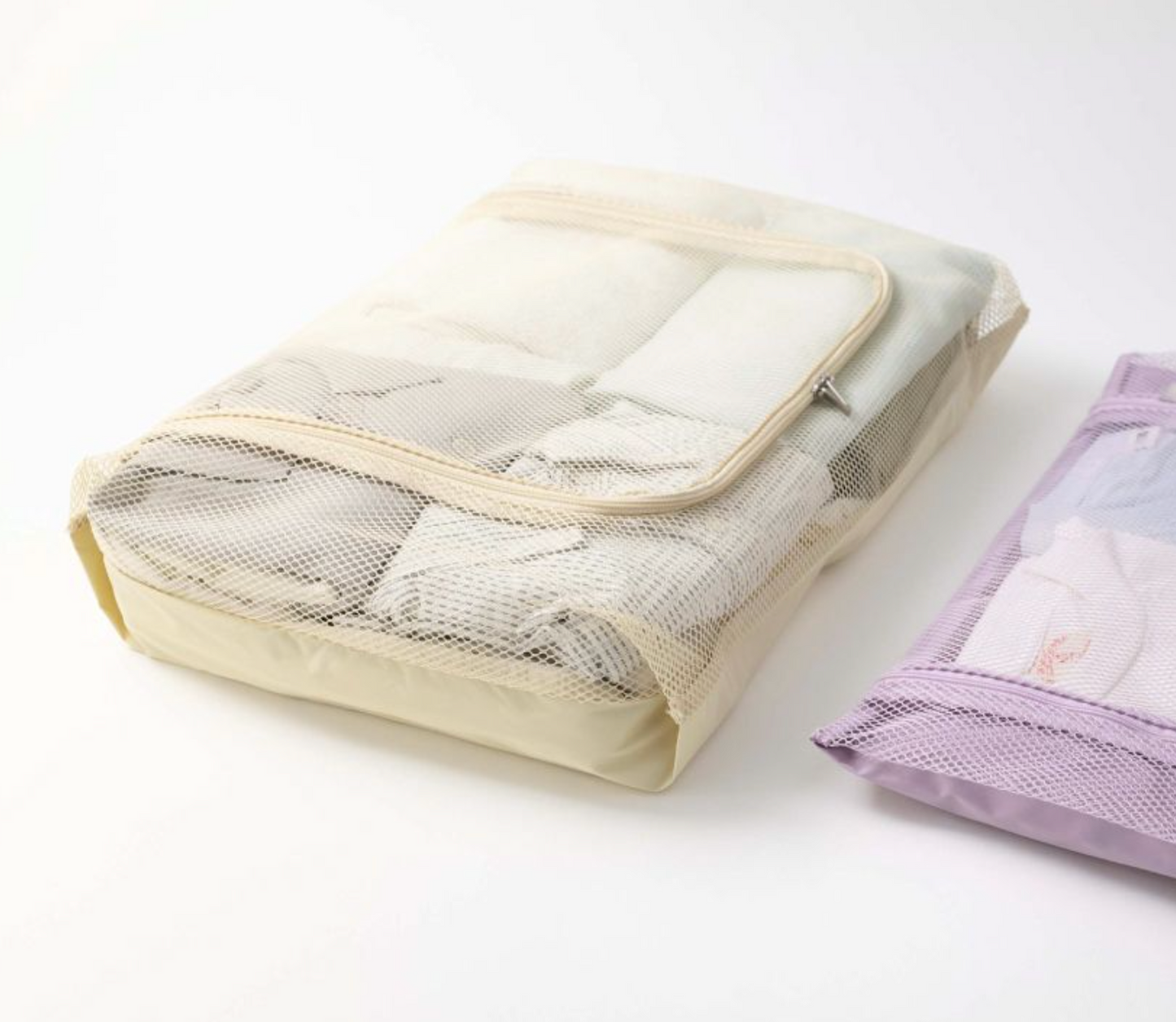 韓國  Pouch Cube 網格旅行收納袋 -  四色可選 * [預購貨品，下單後14天出貨]
