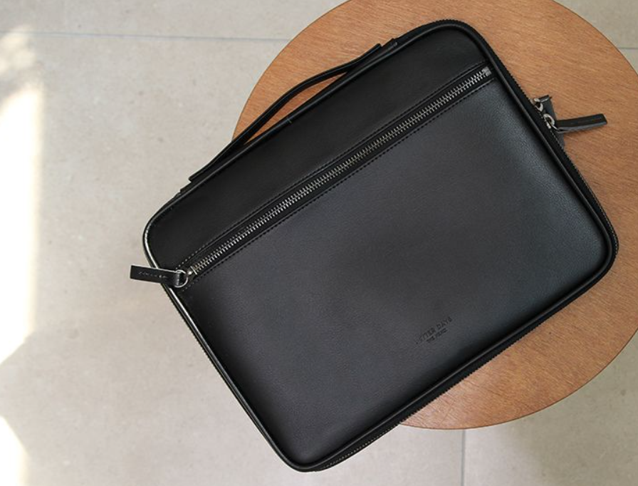 My Minimalist Multi Pockets Laptop Bag  (預購商品)